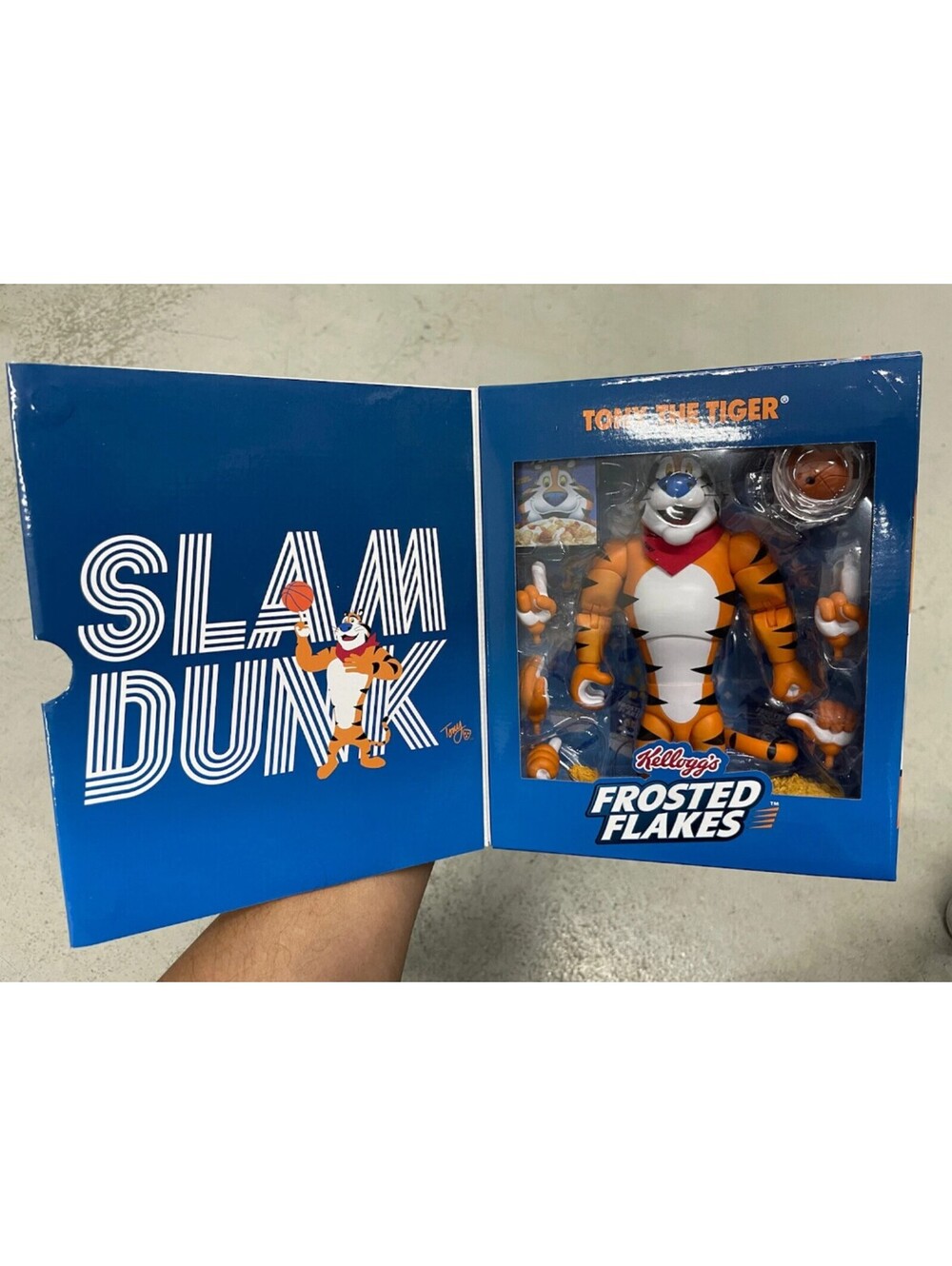 Frosted Flakes Tony the Tiger 6-Inch Action FigureCorporate Mascots Jada Toys